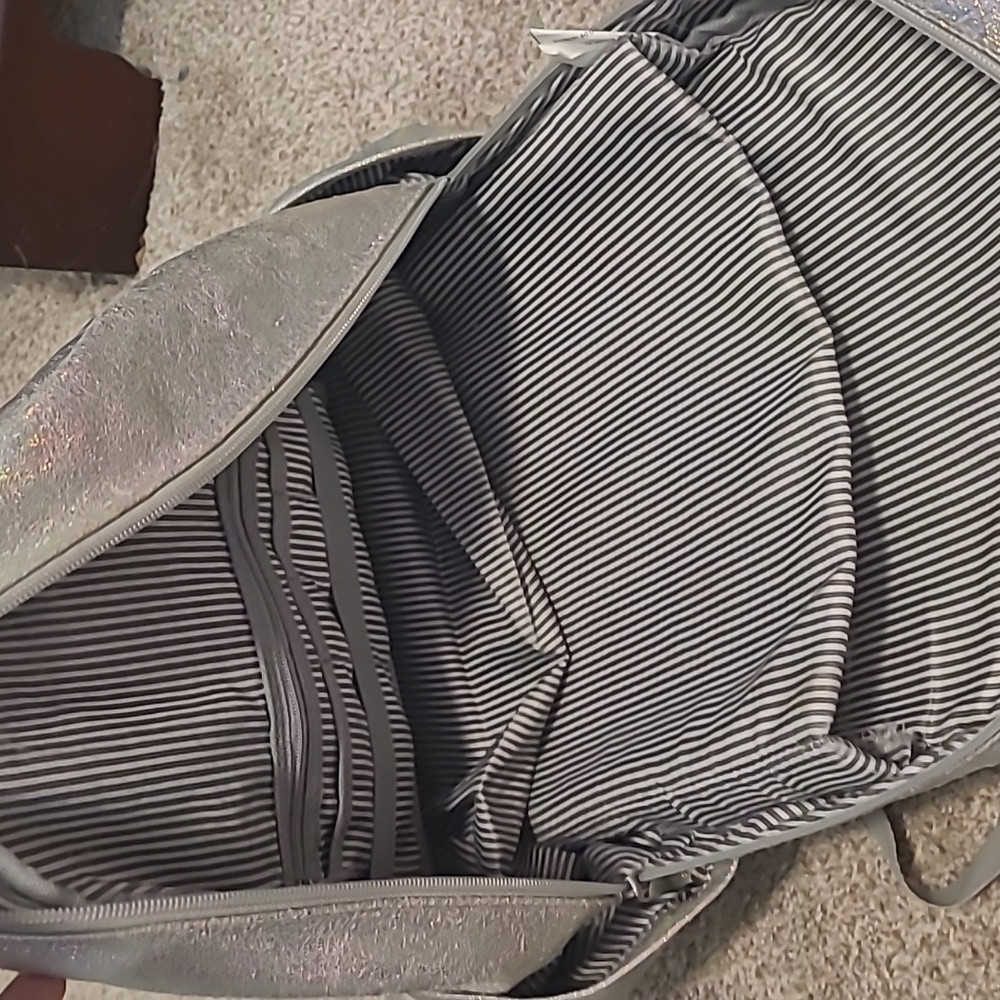 Backpack - Picture 3 of 4